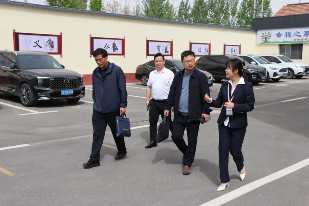 滨州市司法局与向阳学校领导莅临德志学校考察调研