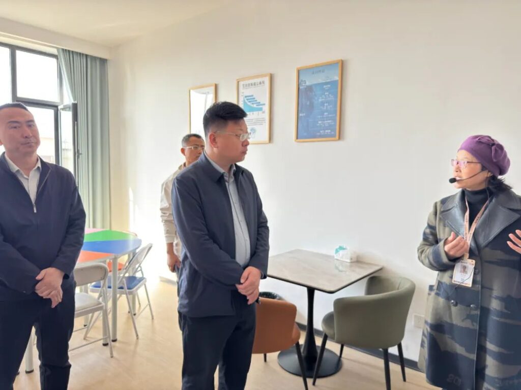 潍坊市教育同仁莅临淄博德志学校考察交流，共探数字化赋能专门教育发展